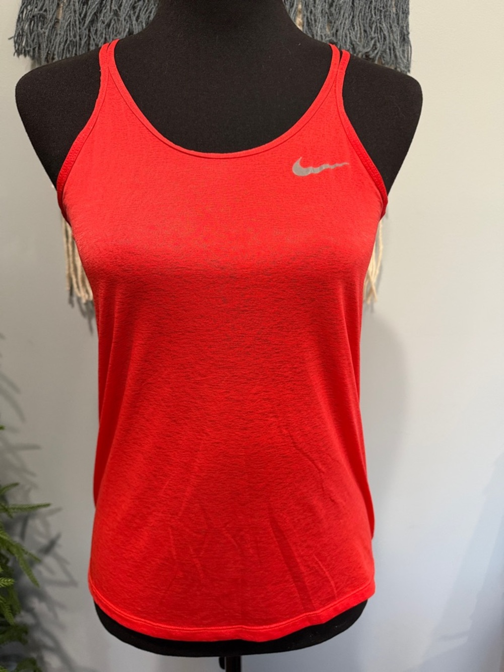 Nike Size Small Dri-FIT Tank Top Coral Orange Racerback Open Back